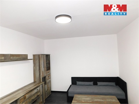 Pronájem bytu 1+1, 35 m² - 10