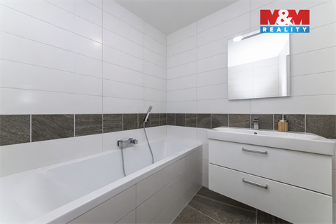 Prodej bytu 3kk, 87 m² 4