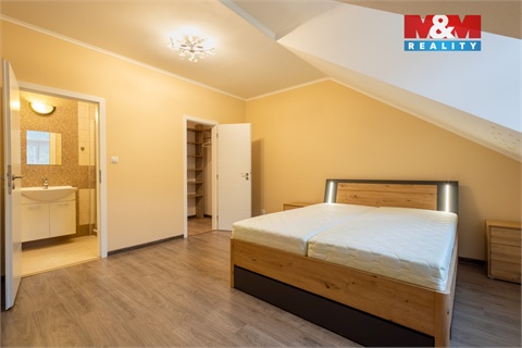 Pronájem bytu 2kk, 49 m² 2
