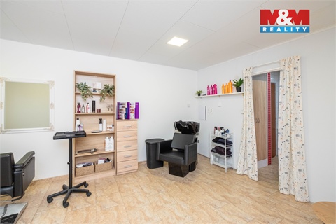 Pronájem obchodních prostor, 22 m² - 0