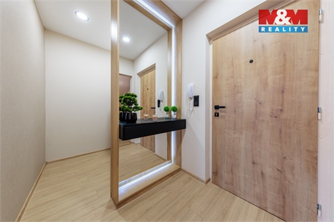 Prodej bytu 2+1, 55 m² 2