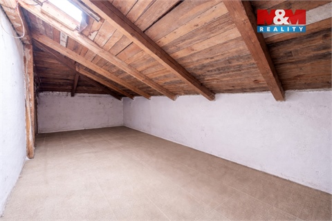 Prodej rodinného domu, 200 m² - 12