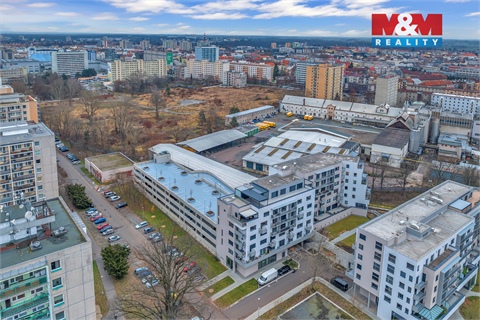Pronájem bytu 2kk, 79 m² 24
