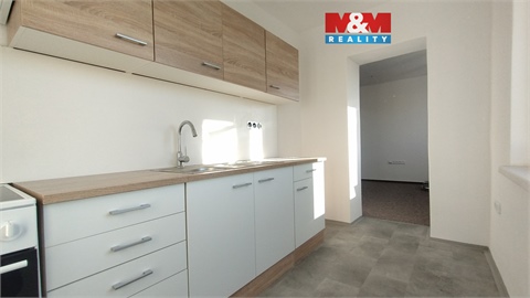 Pronájem bytu 3+1, 73 m² 0