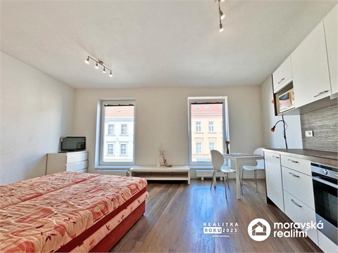 Pronájem bytu 1kk, 31 m² - 2