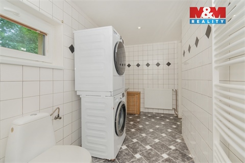 Prodej rodinného domu, 140 m² - 14