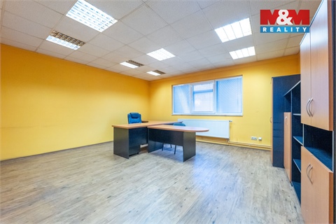 Prodej výrobního objektu, 714 m² 14