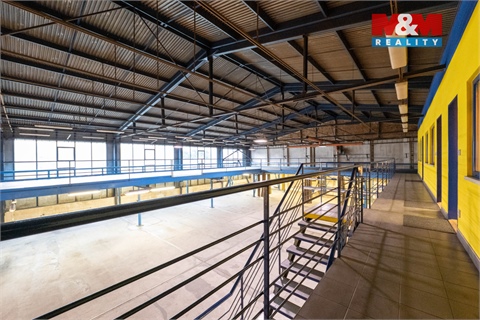 Prodej výrobního objektu, 714 m² 12