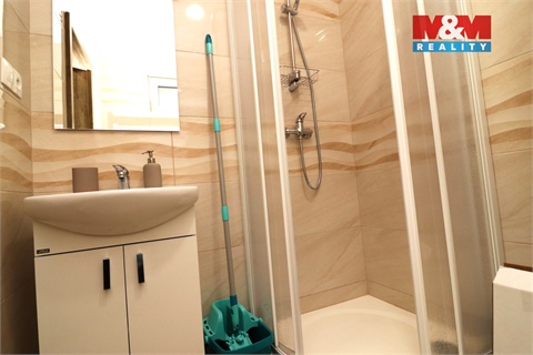 Pronájem bytu 1kk, 28 m² 2