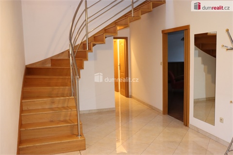 Pronájem bytu 6+1, 160 m² 8