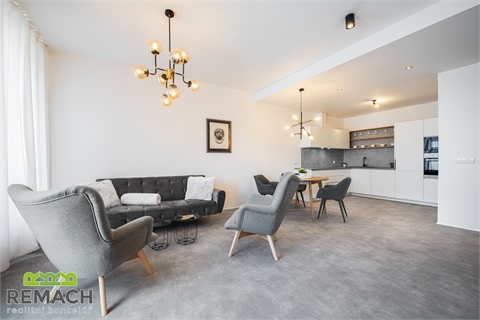 Pronájem bytu 2kk, 77 m² 10