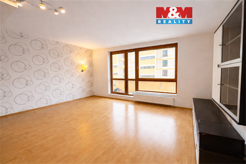 Pronájem bytu 3kk, 77 m² 0