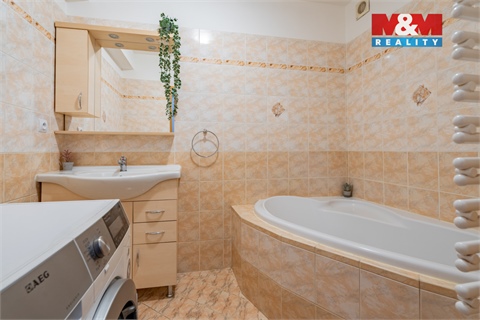 Prodej bytu 4+1, 97 m² - 12