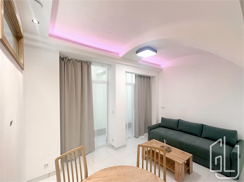 Pronájem bytu 2kk, 48 m² - 0