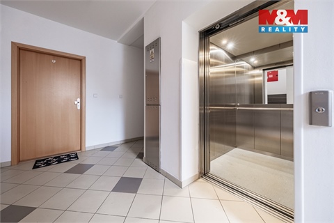 Prodej bytu 2kk, 77 m² 14