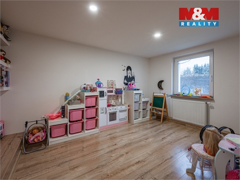 Prodej rodinného domu, 217 m² 16