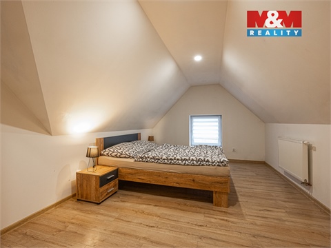 Prodej rodinného domu, 217 m² 14