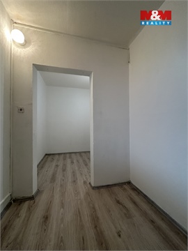 Pronájem bytu 1kk, 35 m² 12