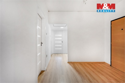 Pronájem bytu 3+1, 82 m² 2