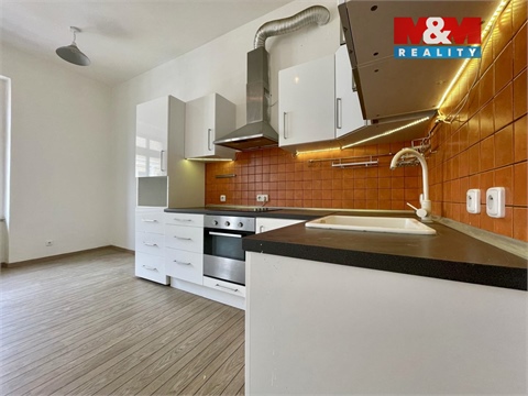 Prodej komerčního objektu, 246 m² 14