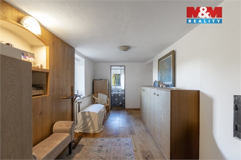 Prodej rodinného domu, 196 m² - 6