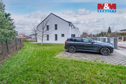 Prodej rodinného domu, 276 m² 14