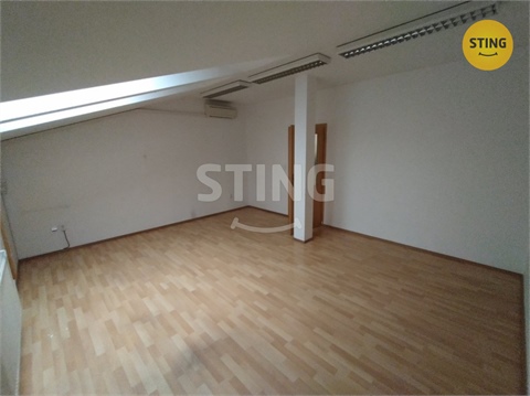 Pronájem kanceláře, 21 m² 14