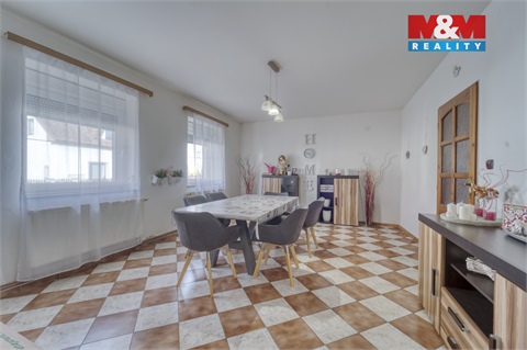 Prodej rodinného domu, 191 m² 14