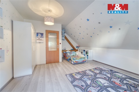 Prodej rodinného domu, 191 m² 6