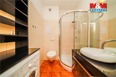 Pronájem bytu 1kk, 29 m² 2