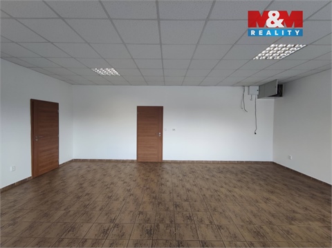 Pronájem výrobního objektu, 1 295 m² 4