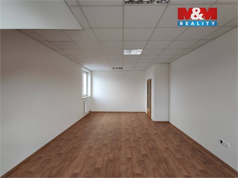 Pronájem výrobního objektu, 1 295 m² - 2