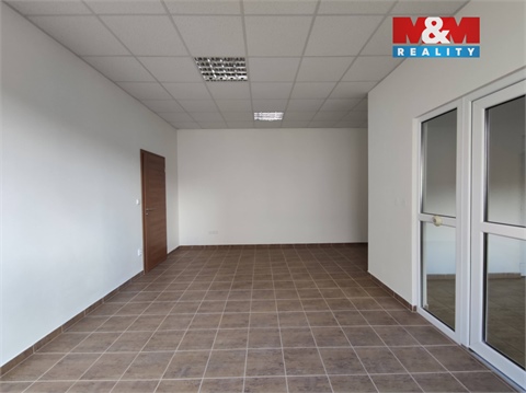 Pronájem výrobního objektu, 1 295 m² 18