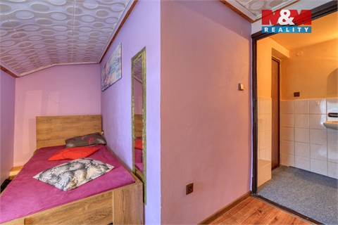 Prodej rodinného domu, 192 m² - 10