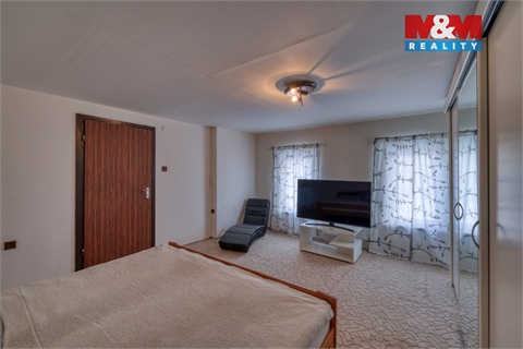 Prodej rodinného domu, 192 m² - 14