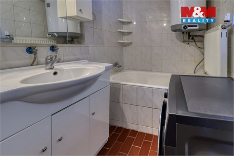 Prodej rodinného domu, 192 m² 8