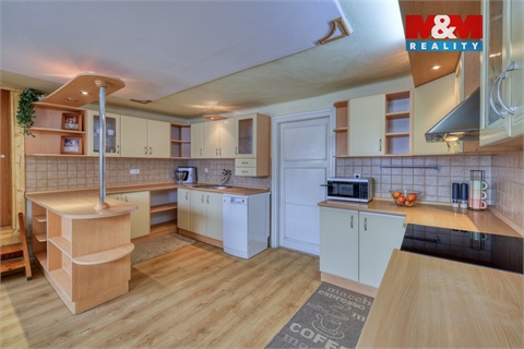 Prodej rodinného domu, 192 m² 4