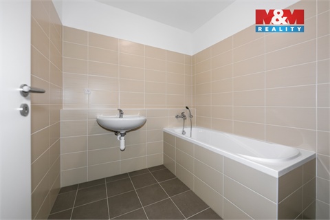 Pronájem bytu 2kk, 66 m² - 4