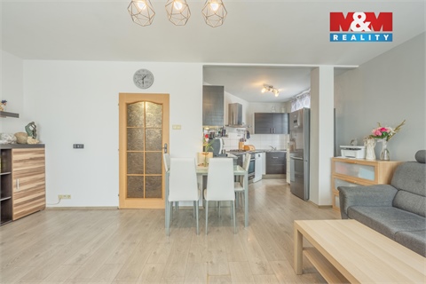 Prodej bytu 3kk, 69 m² - 14