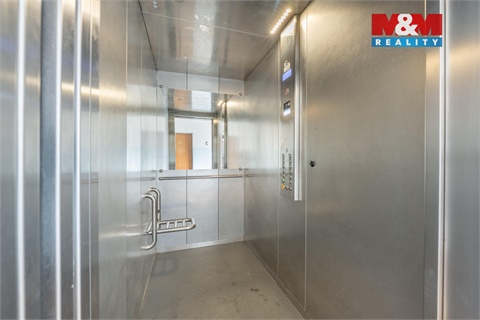 Prodej bytu 3kk, 69 m² - 22