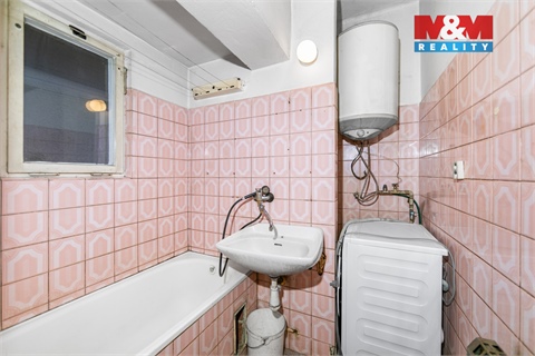 Prodej rodinného domu, 74 m² - 10