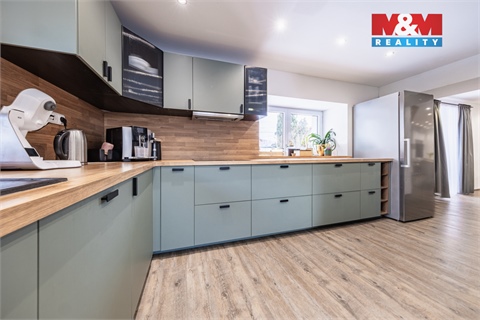 Prodej rodinného domu, 250 m² - 0