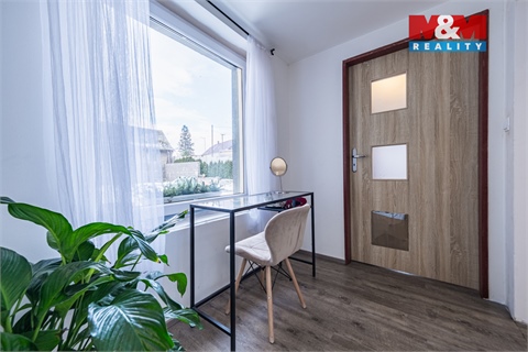 Prodej rodinného domu, 250 m² 12