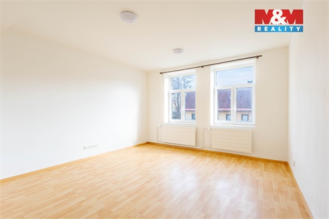 Pronájem bytu 2+1, 90 m² - 0