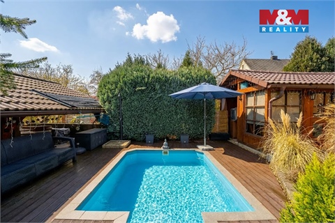 Prodej rodinného domu, 184 m² 14