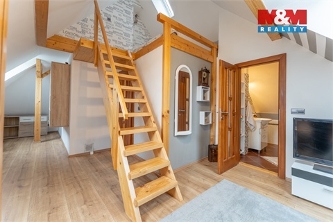 Prodej rodinného domu, 184 m² 10