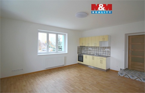 Pronájem bytu 1kk, 37 m² 0