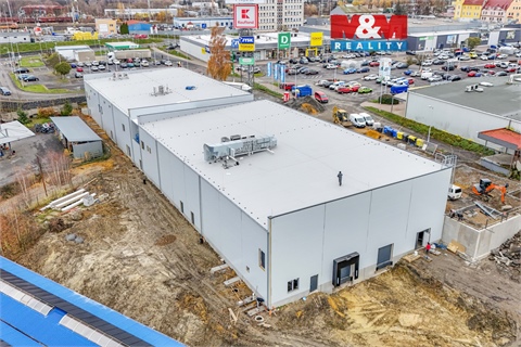 Pronájem výrobního objektu, 2 200 m² 0