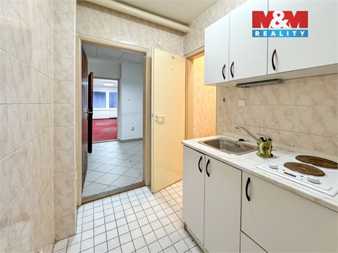 Pronájem kanceláře, 260 m² - 10