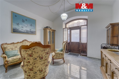 Pronájem obchodních prostor, 36 m² 0